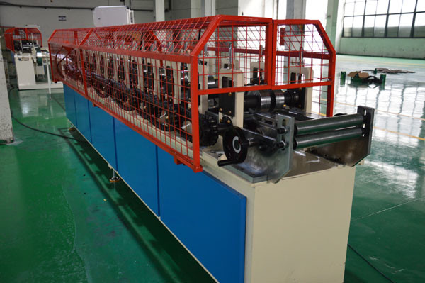 13 Stations Omega Stud And Track Roll Forming Machine About 5000 × 435 × 1000 Mm